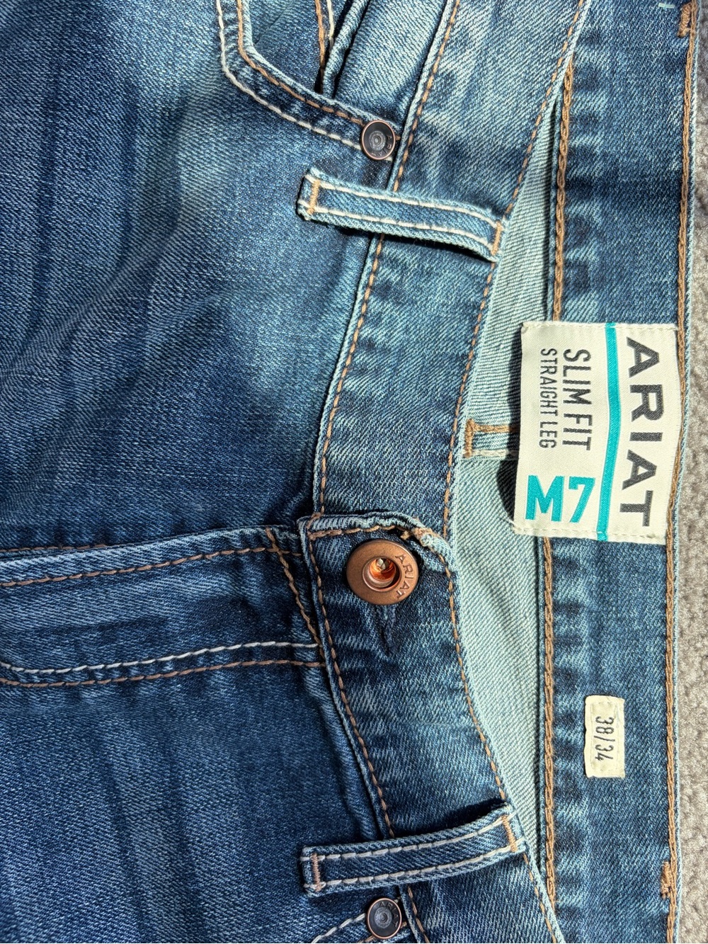 Ariat M7 Men's Slim Fit Straight Leg Denim Jeans LIKE NEW Blue Wash Size 38x34 - Picture 4 of 6